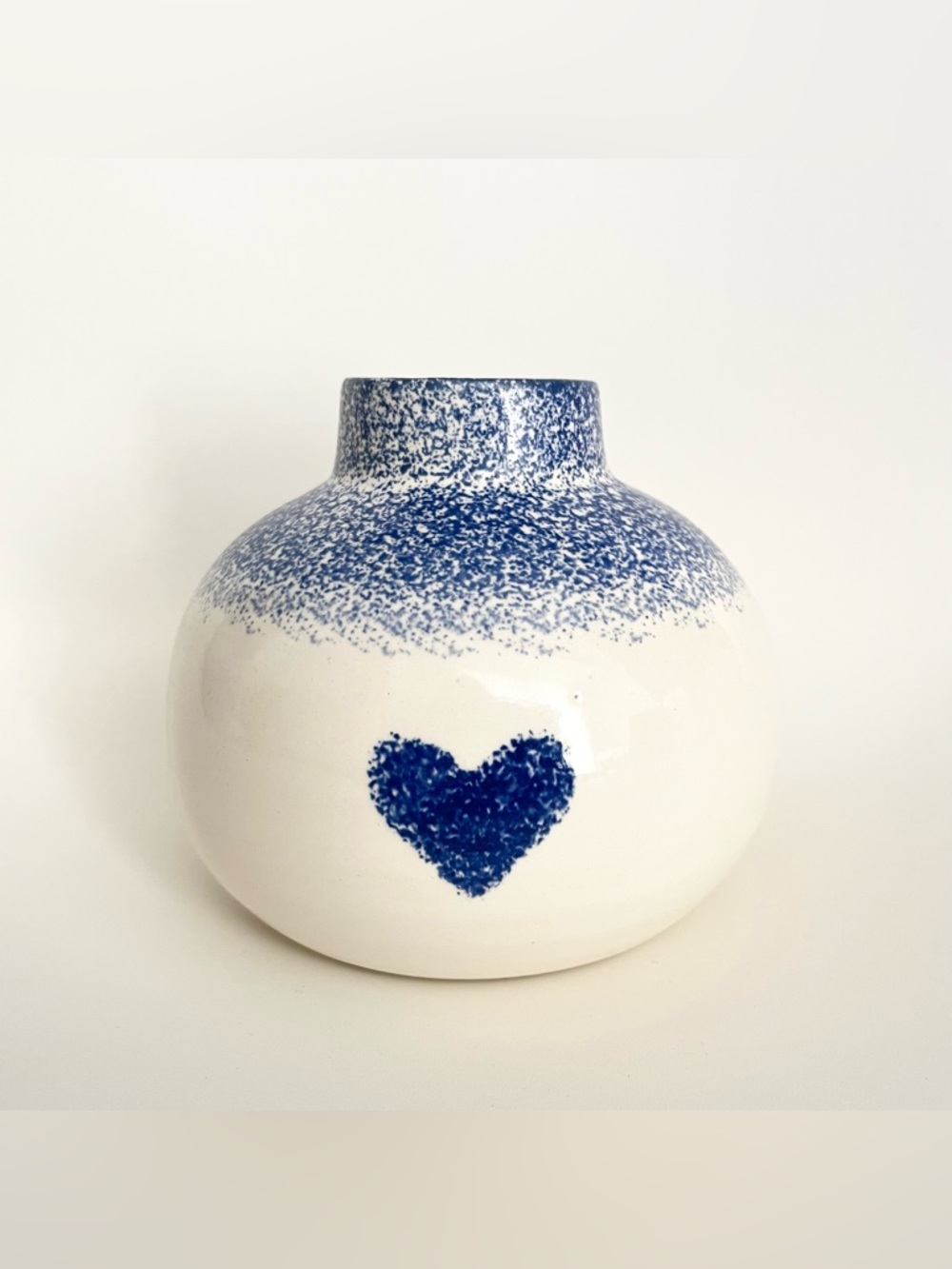 Vintage Flat Earth Pottery Tea Light Holder Decorative Speckled Blue White Heart